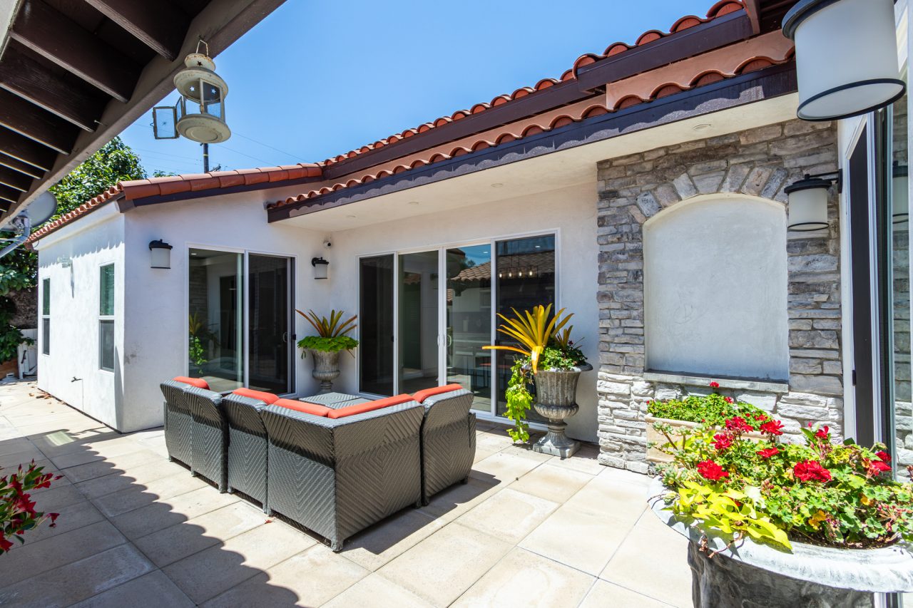 https://www.essentialdi.com/wp-content/uploads/2026/10/MLS-31-1280x853.jpg