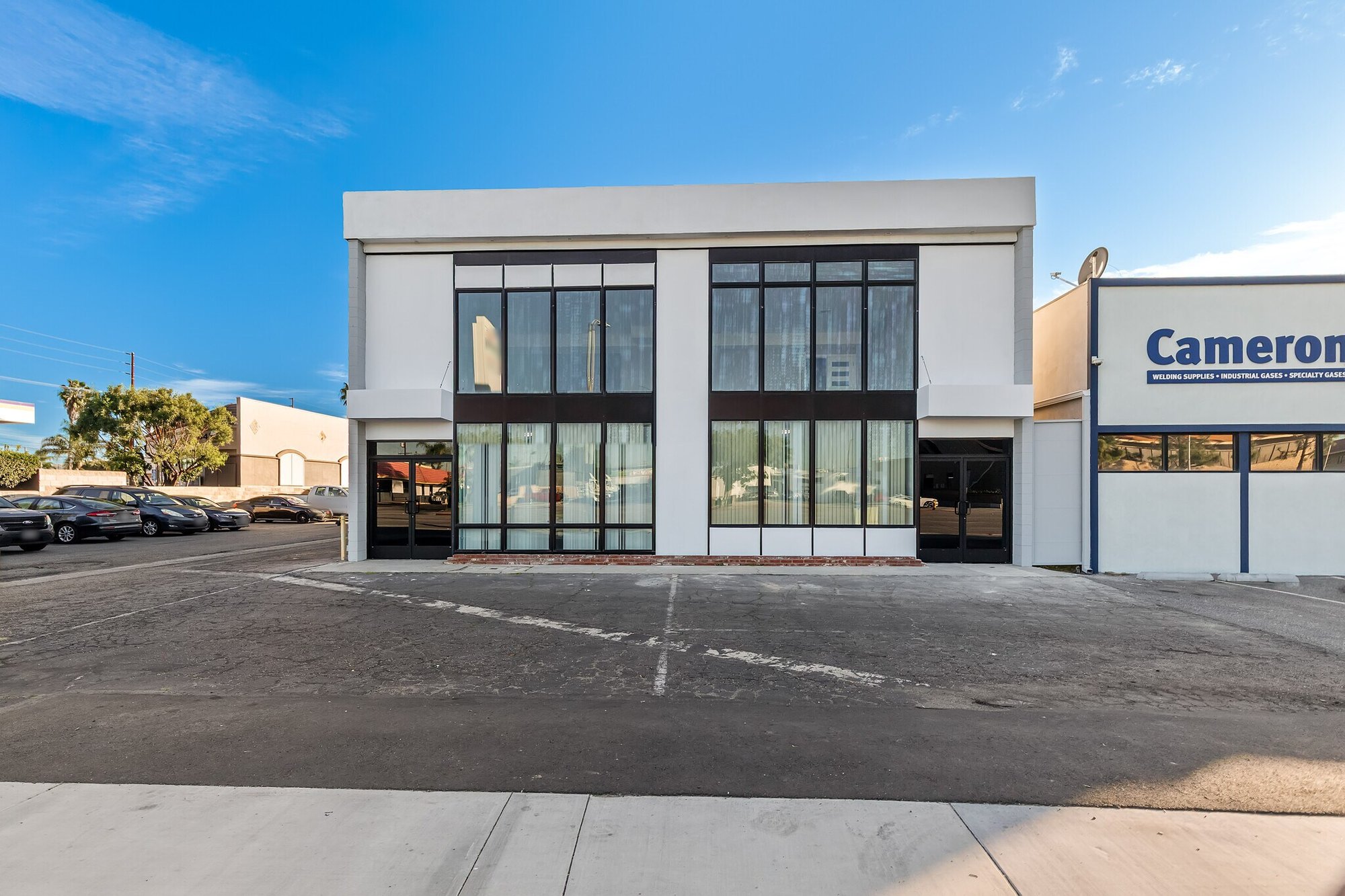 Commercial building face-lift in Stanton